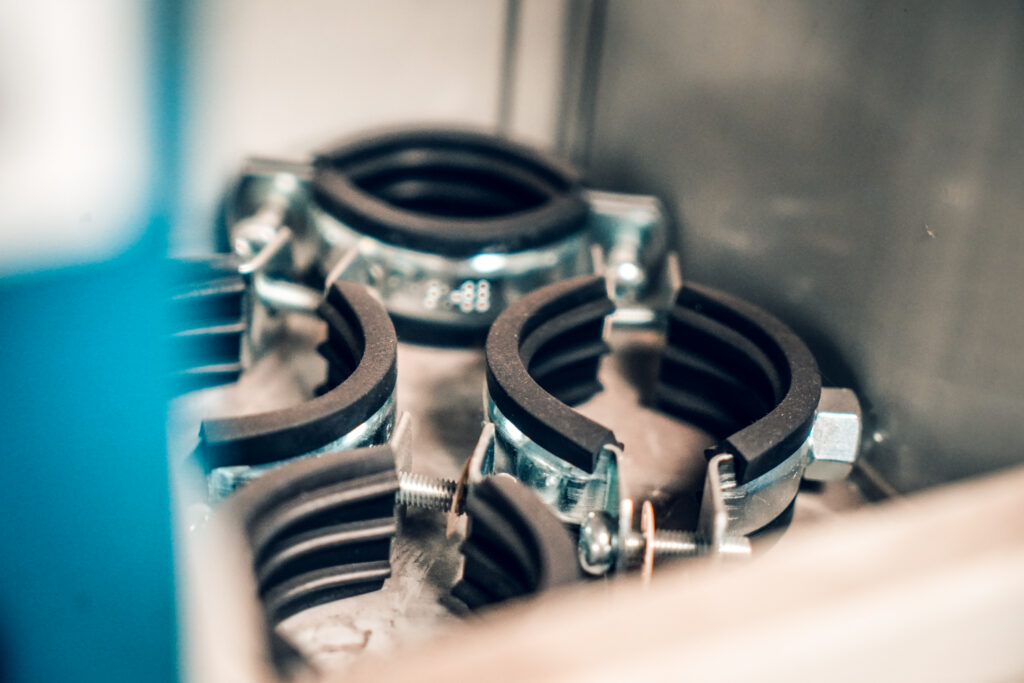 Veškeré nářadí, svařovací materiál